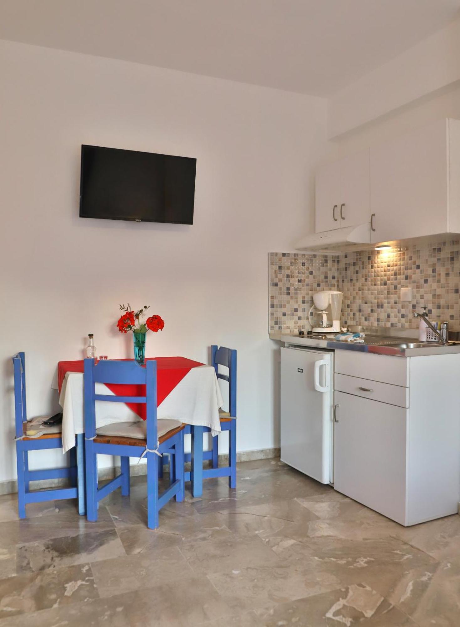 Helios Studios & Apartments Makríjalosz Kültér fotó